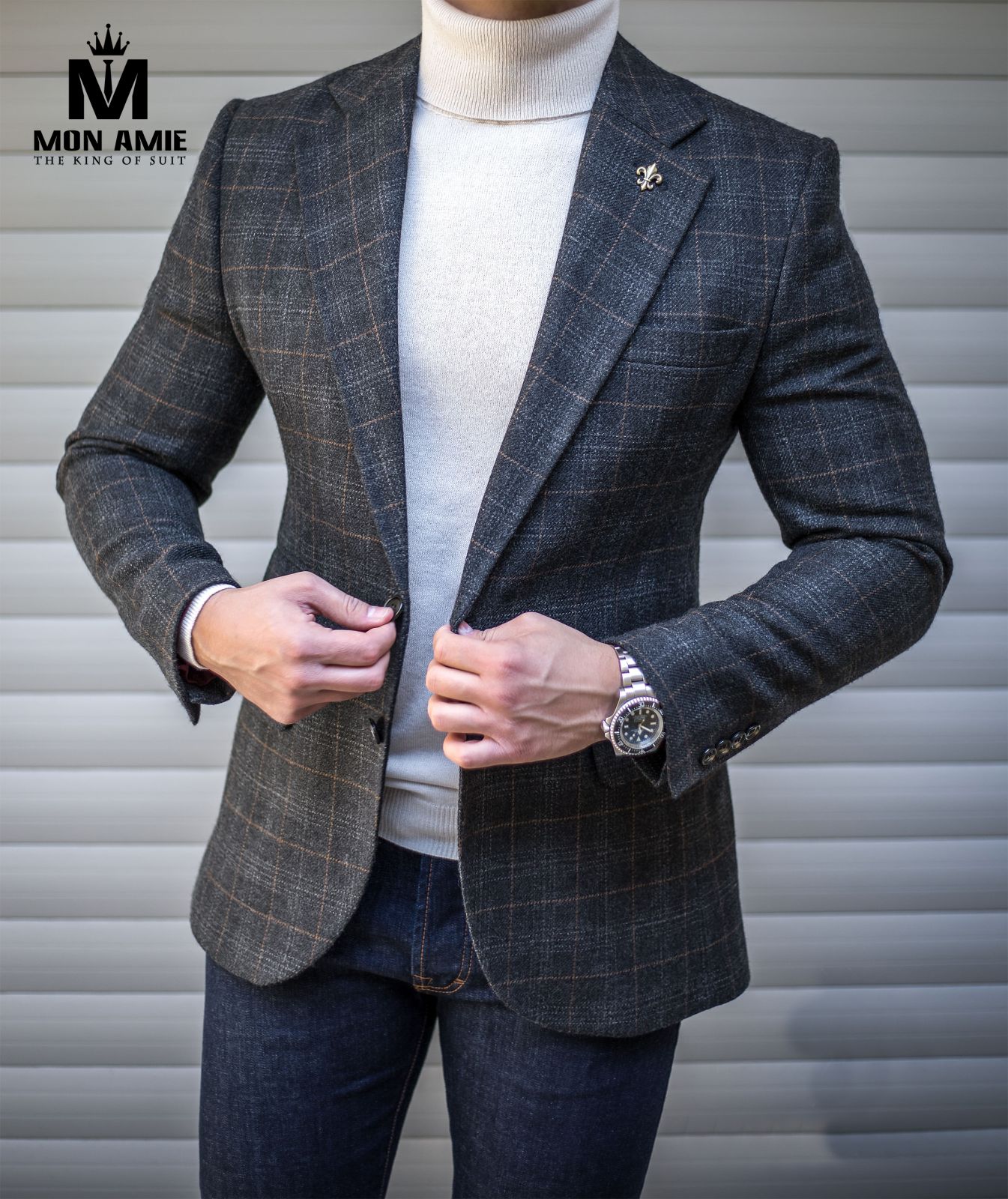 Mix Plaid On Dark Grey Blazer